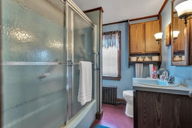 full bath with baseboards, toilet, radiator heating unit, ornamental molding, and vanity