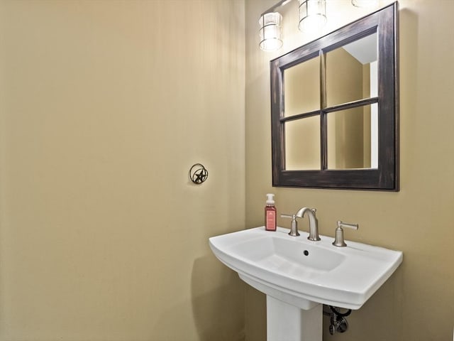 770 Salisbury Unit 302, Worcester, MA 01609 - bathroom with a sink