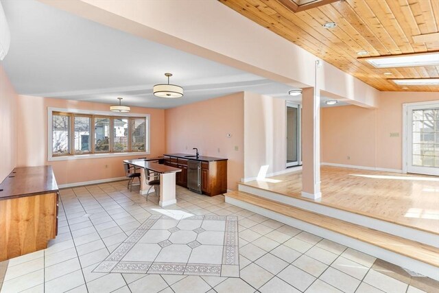 11 W St, Hadley, MA 01035