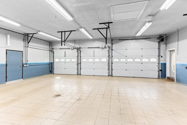 11 W St, Hadley, MA 01035