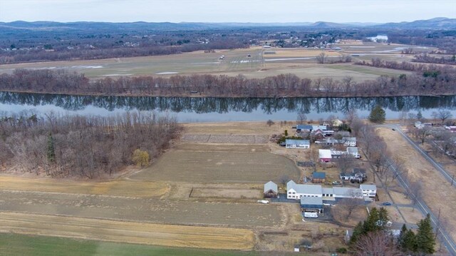 11 W St, Hadley, MA 01035