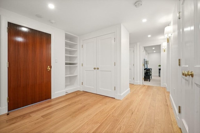 130 Mount Auburn St Unit 310, Cambridge, MA 02138 - foyer entrance with light wood-style flooring and recessed lighting
