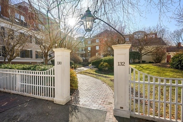 130 Mount Auburn St Unit 310, Cambridge, MA 02138 - view of gate