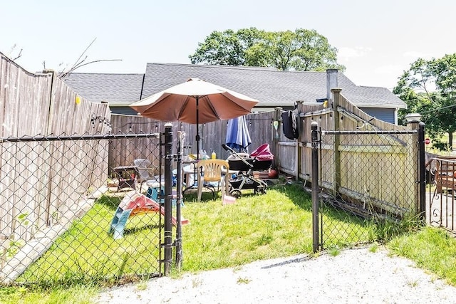 33 Argyle Rd Unit 33, Braintree, MA 02184 - fenced backyard featuring a gate