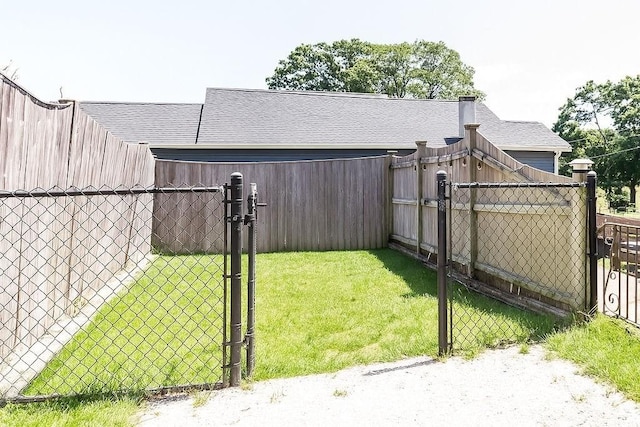 33 Argyle Rd Unit 33, Braintree, MA 02184 - fenced backyard featuring a gate