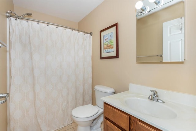 full bathroom featuring toilet, tile patterned floors, a shower with shower curtain, and vanity