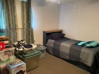 bedroom featuring a ceiling fan