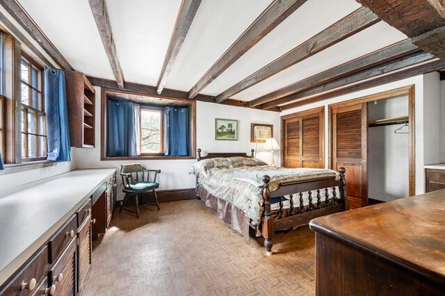 357 S St, Foxboro, MA 02035