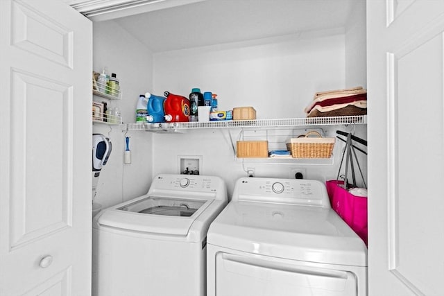 11 Quashnet Woods Dr, Mashpee, MA 02649 - laundry room with independent washer and dryer