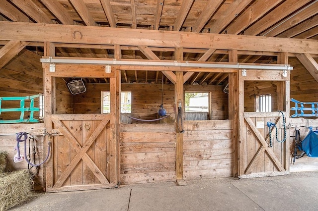 145 Lexington Rd, Billerica, MA 01821 - view of horse barn