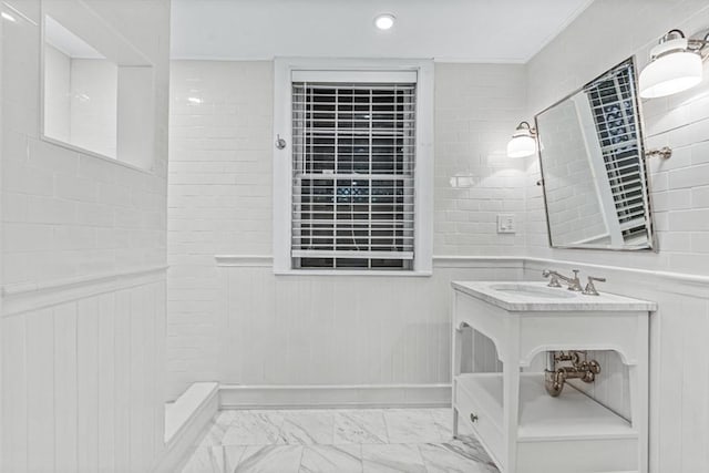 bathroom featuring sink