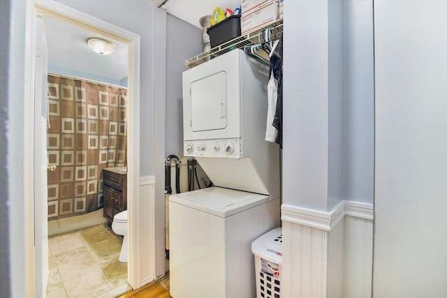 80 Brush Hill Ave Unit 33, West Springfield, MA 01089 - laundry area with estacked washer and dryer
