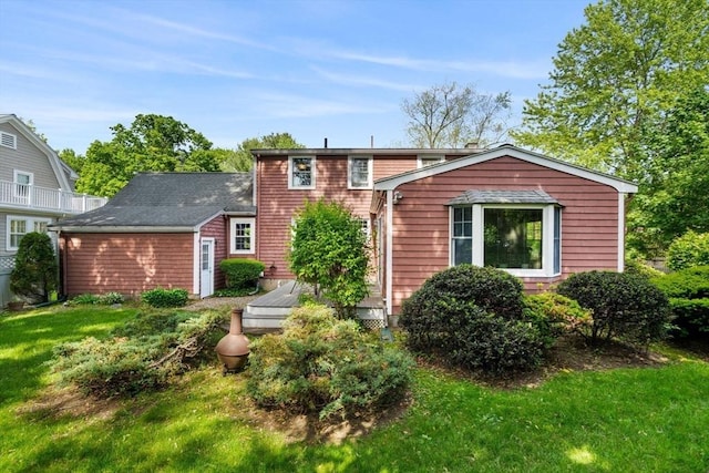 52 Harding Rd, Lexington, MA 02420 - view of front of home featuring a front lawn