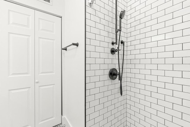 33 Sleeper St Unit 106, Boston, MA 02210 - bathroom with a tile shower