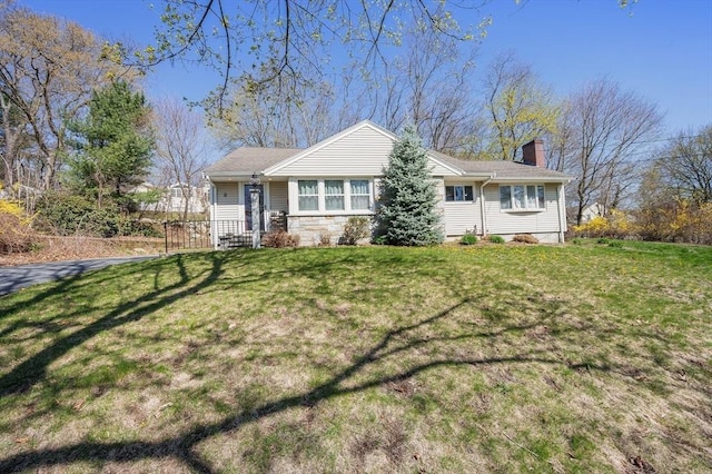 5 Northgate Rd, Chelmsford, MA 01824 - ranch-style house with a front yard and a chimney