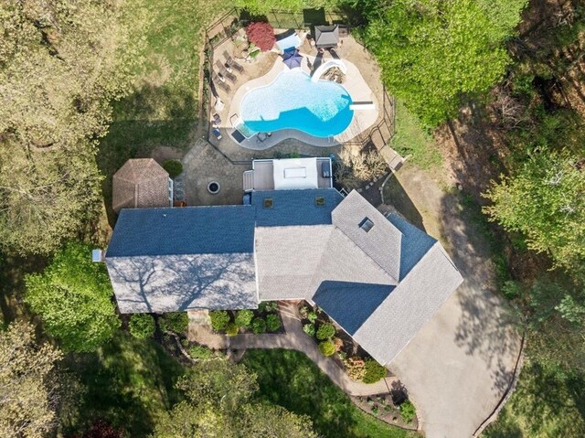 13 Lisa Ln, Georgetown, MA 01833 - aerial view of property and surrounding area with a pool area
