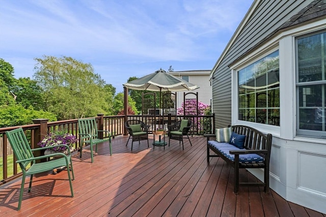 18 E St, Beverly, MA 01915 - view of deck