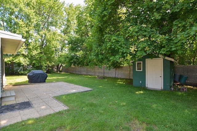 248 Levin Rd, Rockland, MA 02370 - view of yard with a patio area