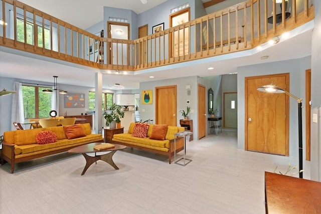 887 High Rock Rd, Fitchburg, MA 01420 - living room featuring a towering ceiling