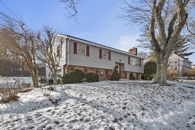 view of split foyer home