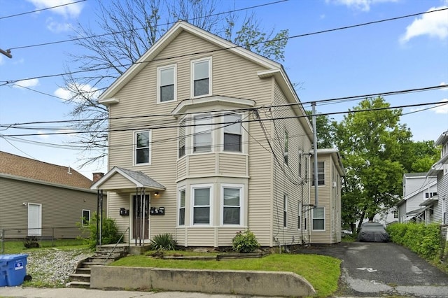 19 Park St, Webster, MA 01570 - view of front of home