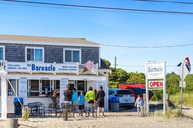 127 Short Beach Rd, Barnstable, MA 02632 - exterior view