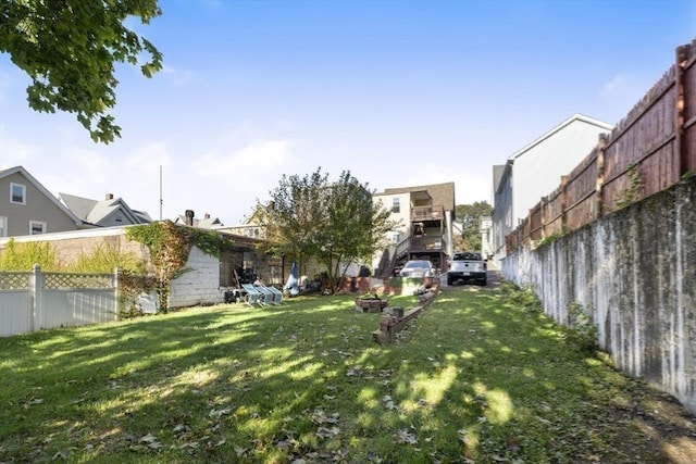 127-129 Franklin St, Malden, MA 02148 - view of yard