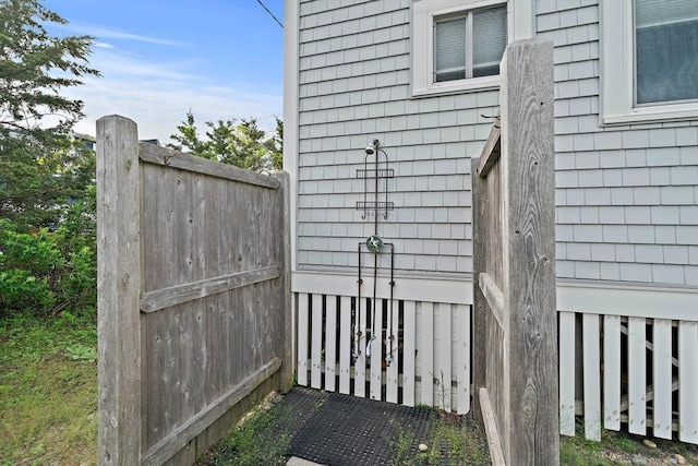 18 Marshfield Ave, Scituate, MA 02066 - exterior view