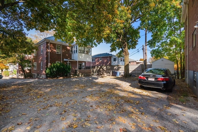 view of front of property