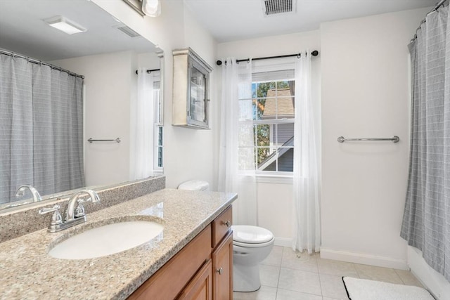 622 Hampton Way Unit 622, Abington, MA 02351 - full bath with vanity, toilet, tile patterned flooring, baseboards, and a shower with shower curtain