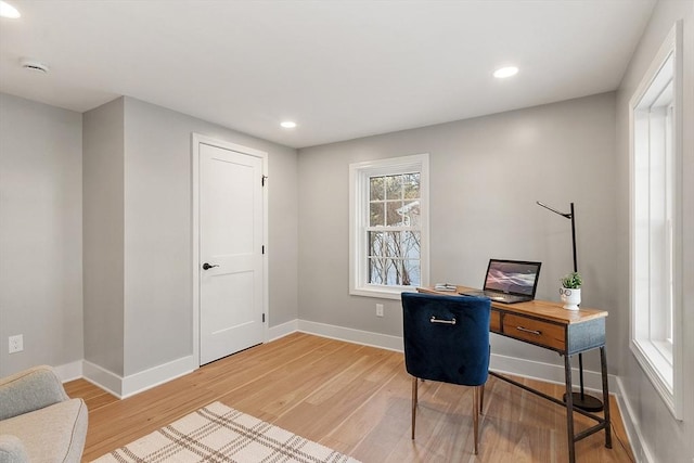 office area featuring light wood-type flooring, baseboards, and recessed lighting