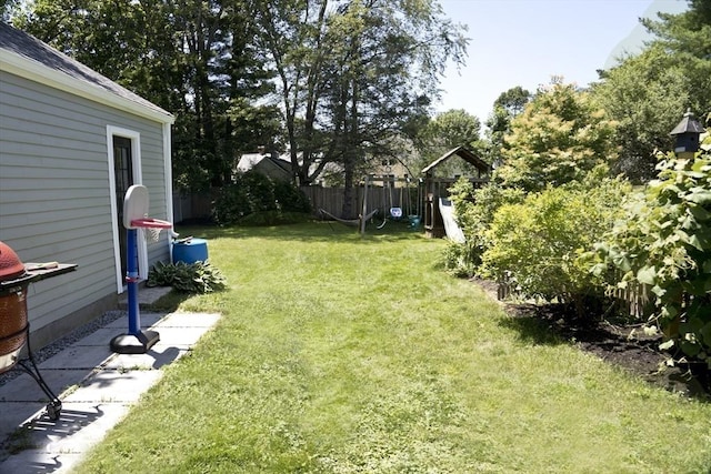 58 Lakeshore Ave, Beverly, MA 01915 - view of yard