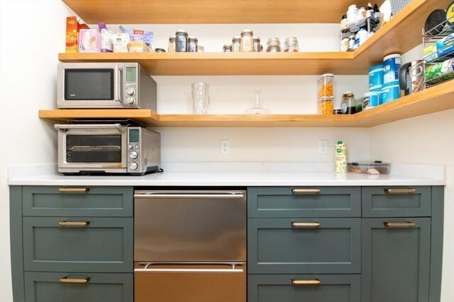 15 Dundee Rd, Quincy, MA 02171 - bar area with stainless steel microwave and fridge