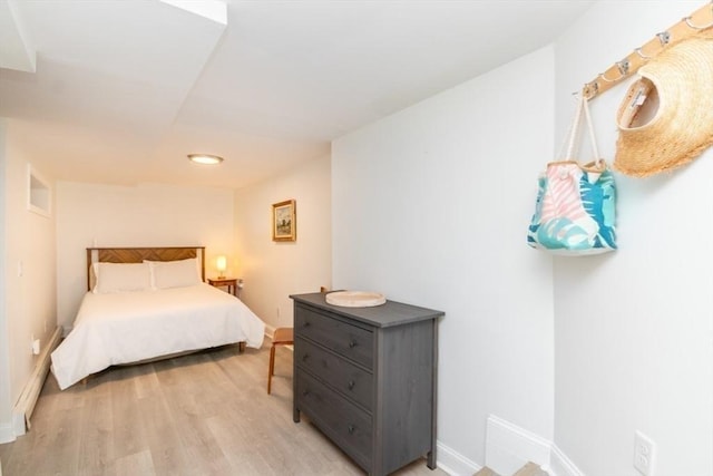 15 Dundee Rd, Quincy, MA 02171 - bedroom featuring light wood-style floors, baseboards, and recessed lighting