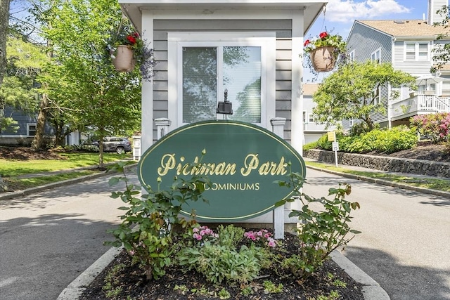 14 Russell Dr Unit 4D, Salem, MA 01970 - view of community / neighborhood sign
