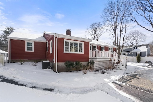 view of front of property featuring central AC