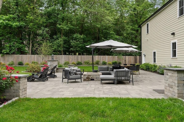 35 E St, Middleton, MA 01949 - view of patio featuring an outdoor hangout area