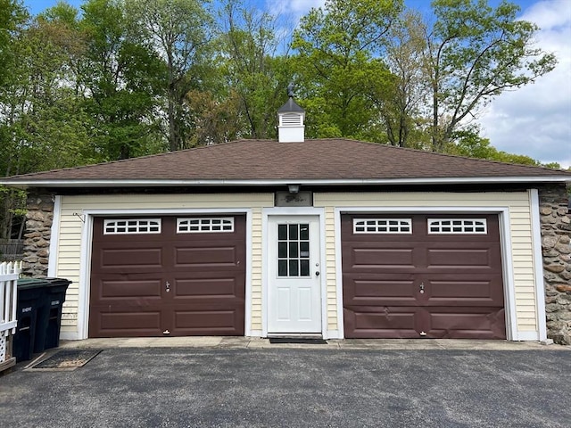 318 Holden St, Holden, MA 01520 - view of garage