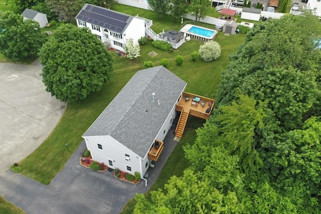 8 Messina Cir, Methuen, MA 01844 - aerial view of property and surrounding area featuring a pool