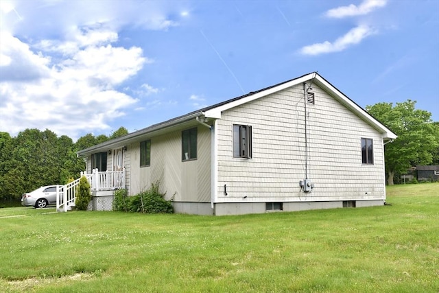 110 Lucy Little Rd, Dartmouth, MA 02747 - view of side of property featuring a lawn