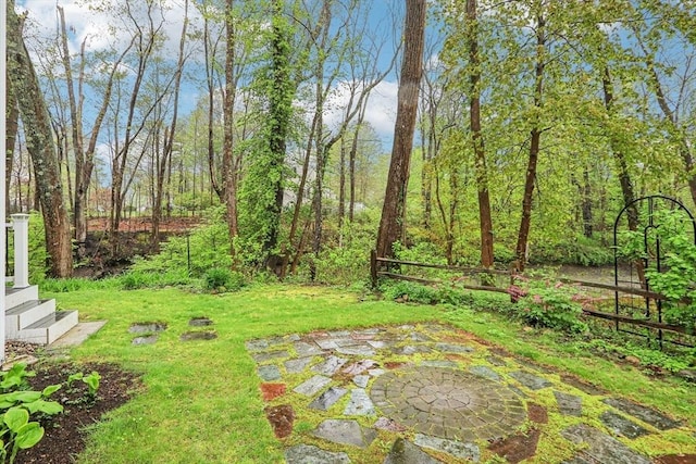 view of yard featuring fence