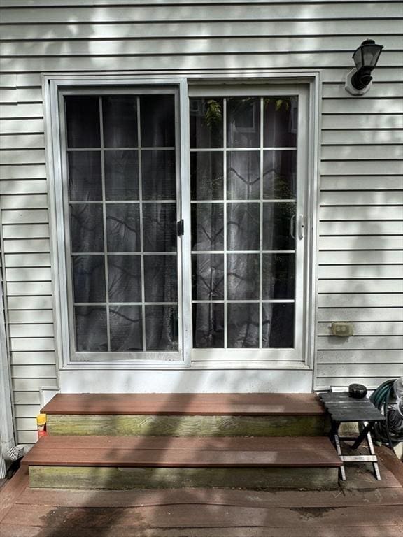 97 Hildreth St Unit 3, Lowell, MA 01850 - exterior view of entry steps