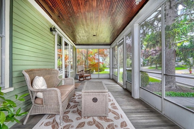 view of sunroom / solarium