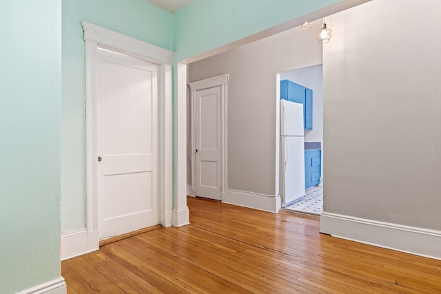 empty room featuring light hardwood / wood-style flooring