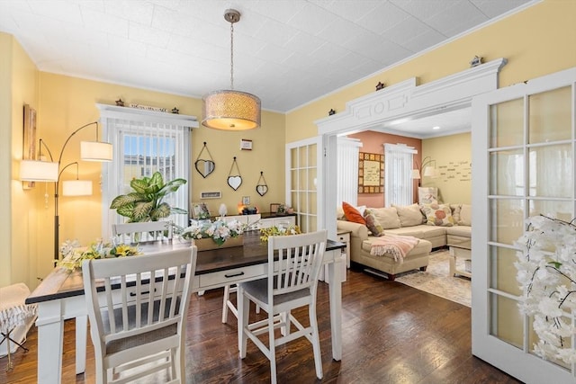 39 Crapo St, New Bedford, MA 02740 - dining area with crown molding and wood finished floors