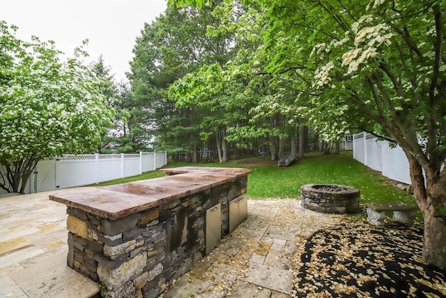10 Morgan Cir, Holden, MA 01520 - view of patio with a fire pit