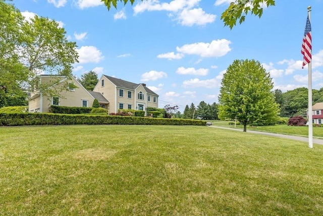 17 Maplewood Dr, Hanover, MA 02339 - surrounding community featuring a yard