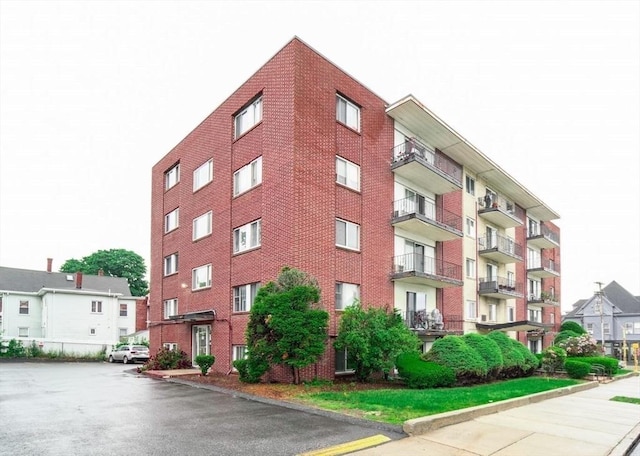 80 Main St Unit 4, Malden, MA 02148 - view of building exterior
