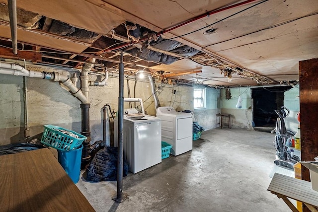 basement featuring separate washer and dryer