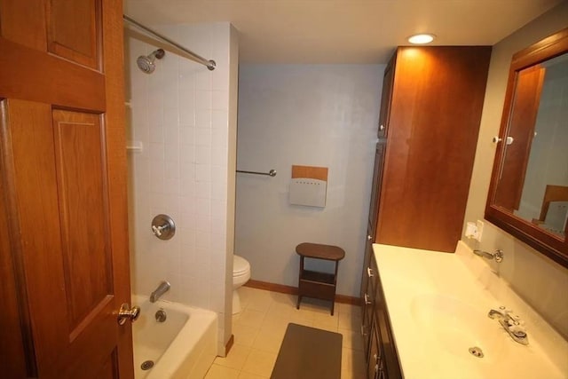 786 Cabot St, Beverly, MA 01915 - bathroom with vanity,  shower combination, and recessed lighting